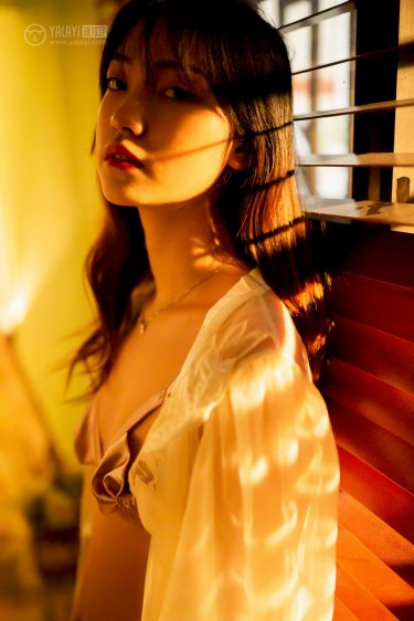 小妖精撞得你舒不舒服